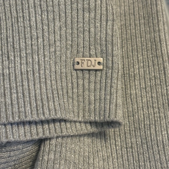 FDJ ‘French Dressing Jeans’ Grey Rib Crew Neck Sweater - Picture 4 of 9
